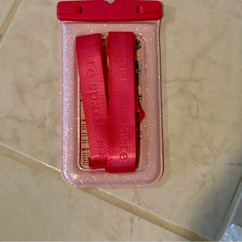NIB Kate Spade New York IP68 Floating Waterproof Phone Pouch in glitter pink